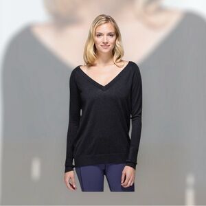Lululemon Unity Pullover
Heathered Black/ Black